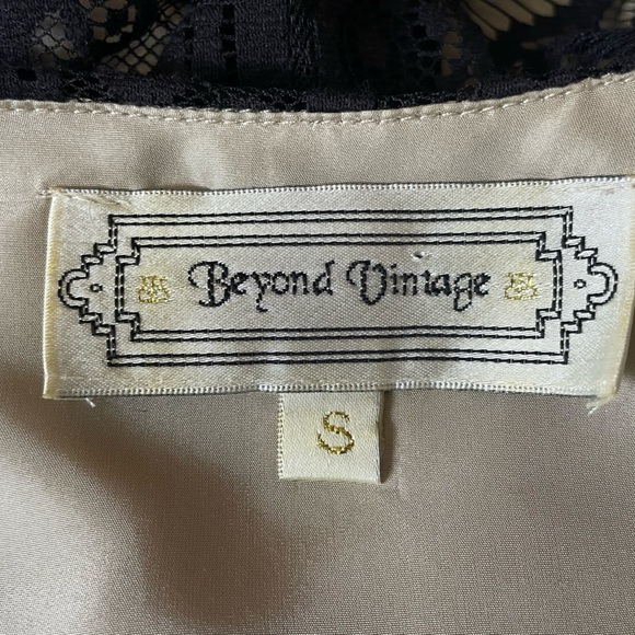 Beyond Vintage black lace with nude underlay top - Picture 6 of 6